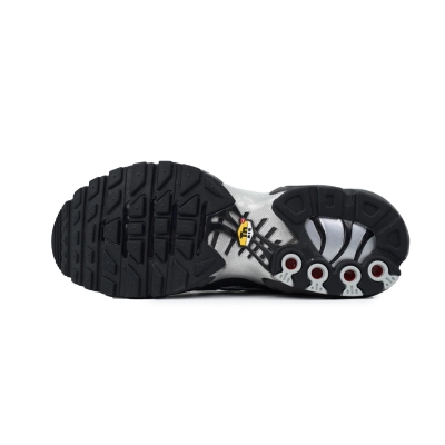 Air Max Plus Premium 'Black Metallic Silver' HQ3029-001 02