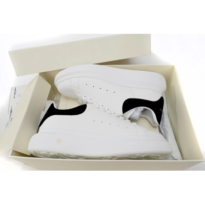 Alexander McQueen Sneaker Black Velvet 85730342 02