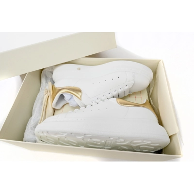 Alexander McQueen Sneaker Golden Tail 85730342 02