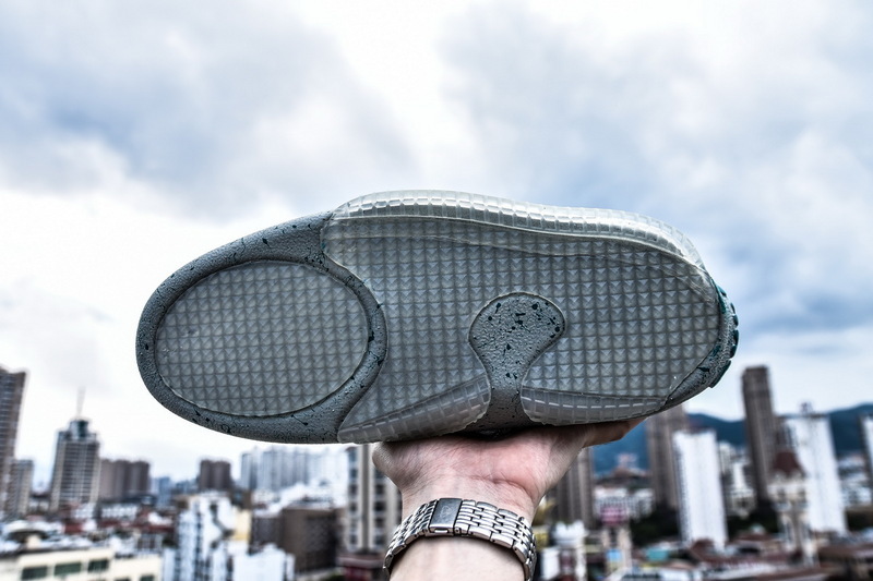 NIKE AIR MAG H015-MNOTHR-402