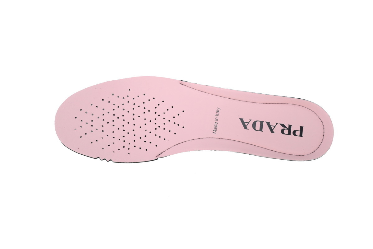 Prada Sneakers Pink 2EG293_3KZU_F0E18