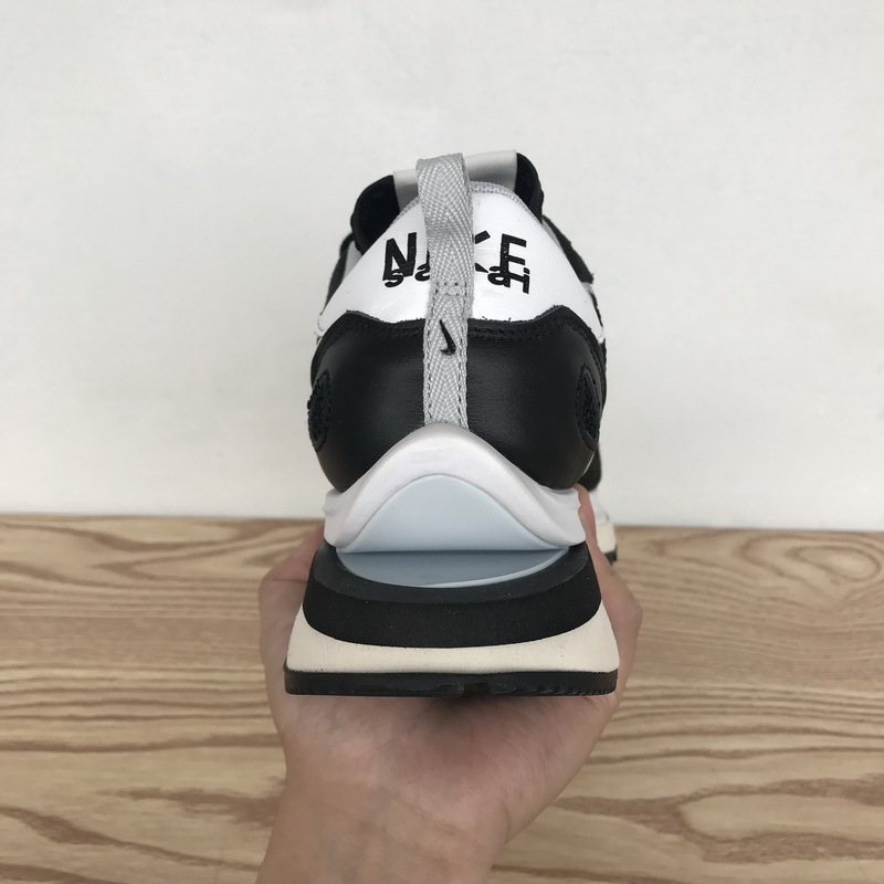 Sacai x Nike Pegasua Vaporfly Black White CI9928-001