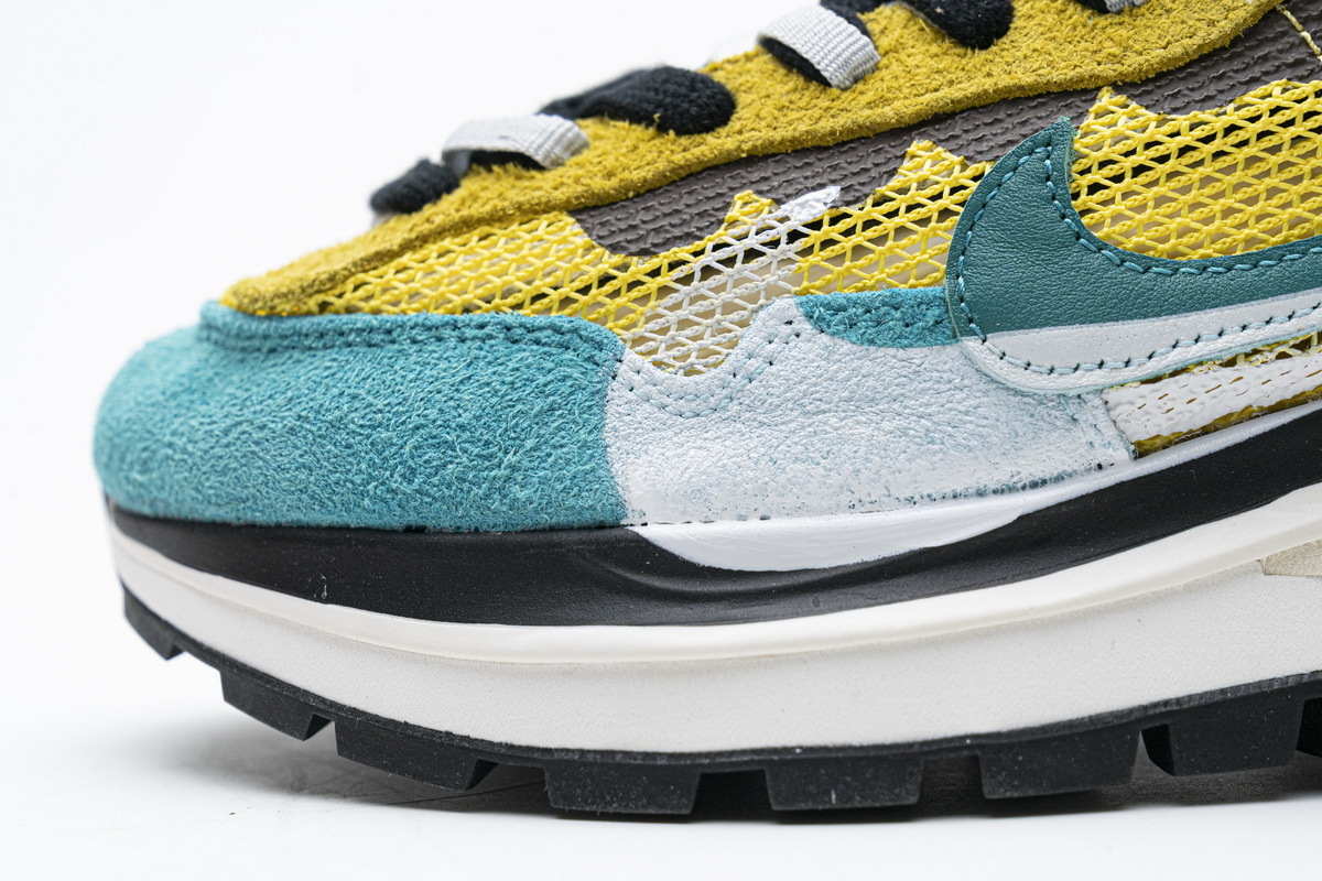 Sacai x Nike Pegasua Vaporfly Yellow Green CV1363-700