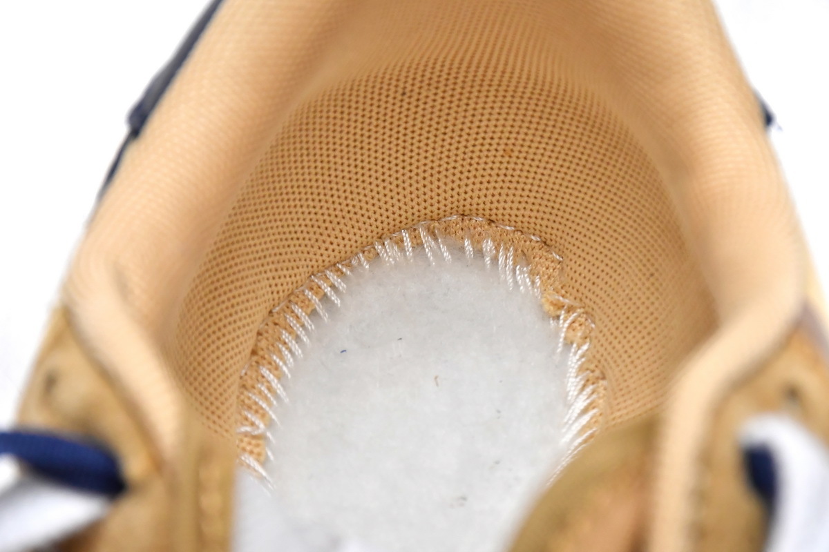 Sacai x Nike VaporWaffle Sesame and Blue Void DD1875-200