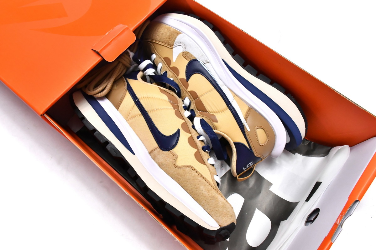 Sacai x Nike VaporWaffle Sesame and Blue Void DD1875-200