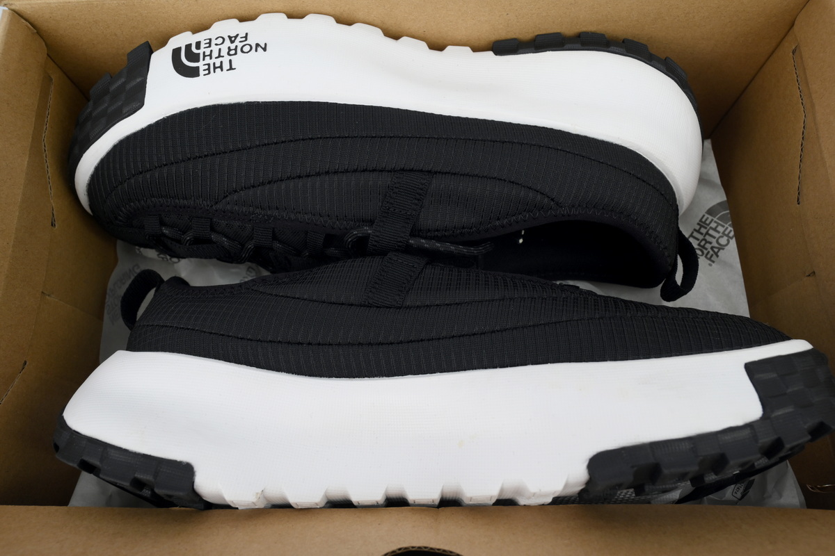 THE NORTH FACE NEVER STOP Black And White NF0A8A9B-KY4
