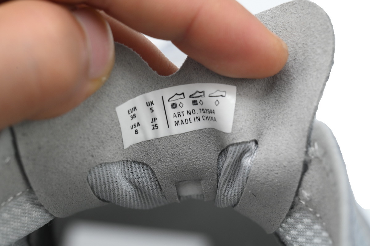 Balenciaga Circuit Sneaker Worn-Out - Grey 793944 WFLGY 6315