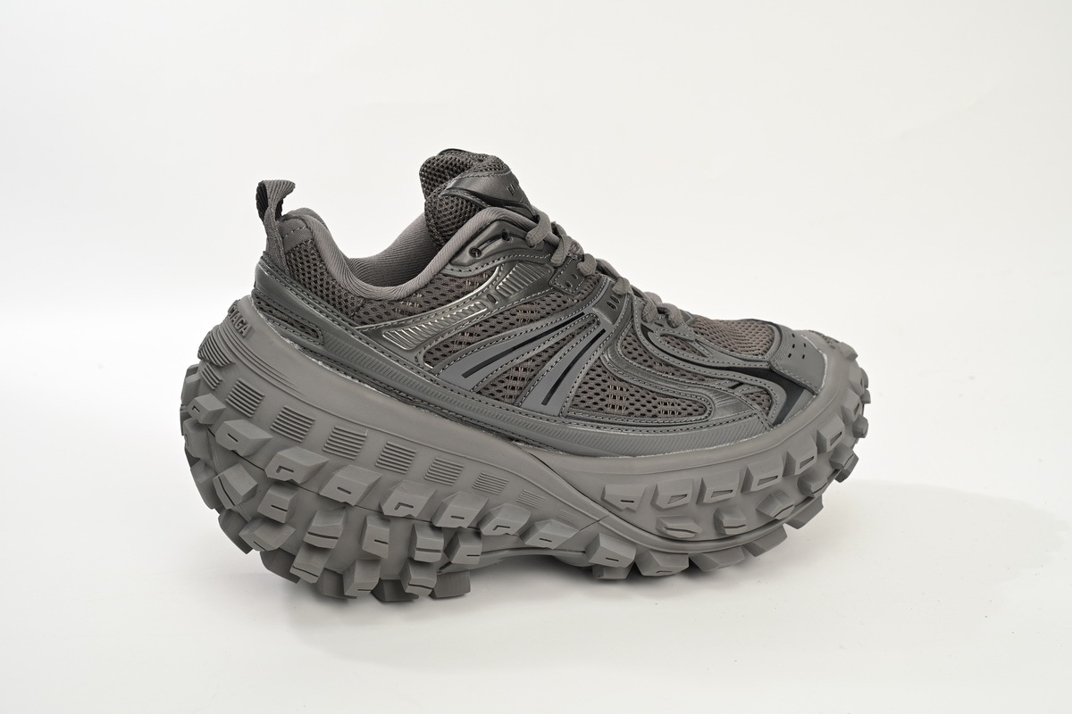 Balenciaga Defender Black Gray 685613 W2RAA 2000