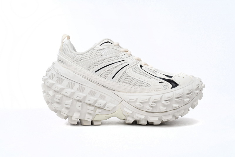 Balenciaga Defender Off White 685611 W2RAA 9110