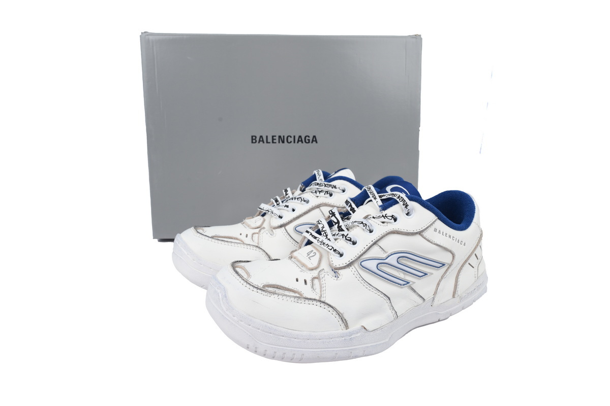 Balenciaga Hamptons Worn-Out White Blue 841765 WCURB 9141