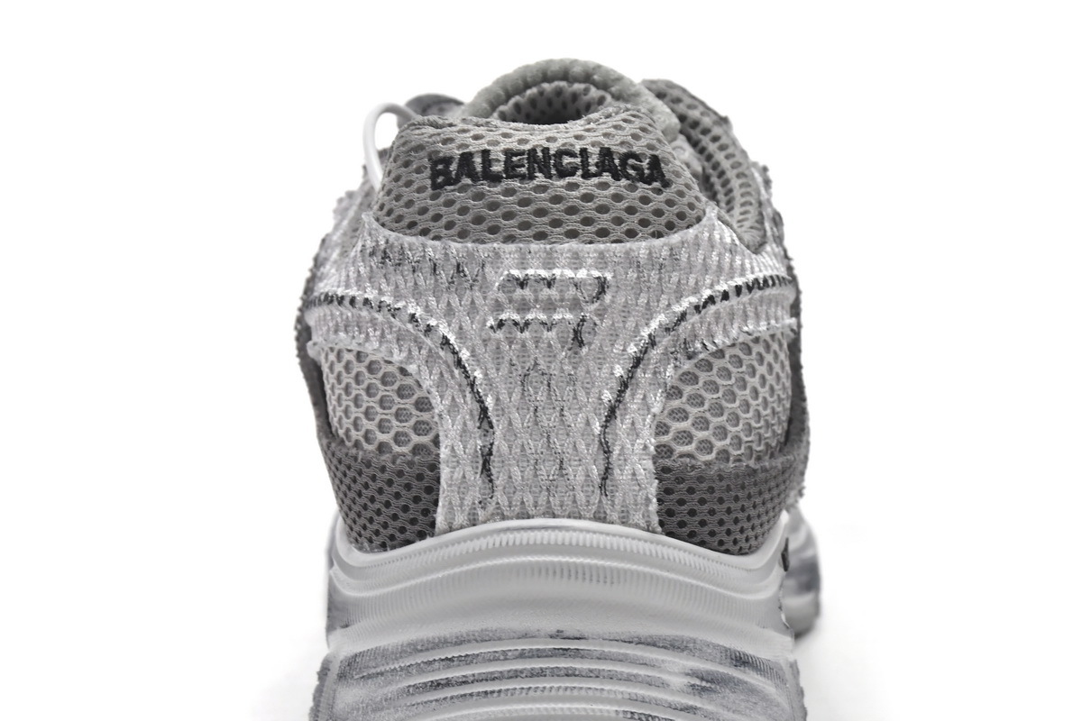 Balenciaga Phantom Sneaker Grey 679339 W2E91 1715