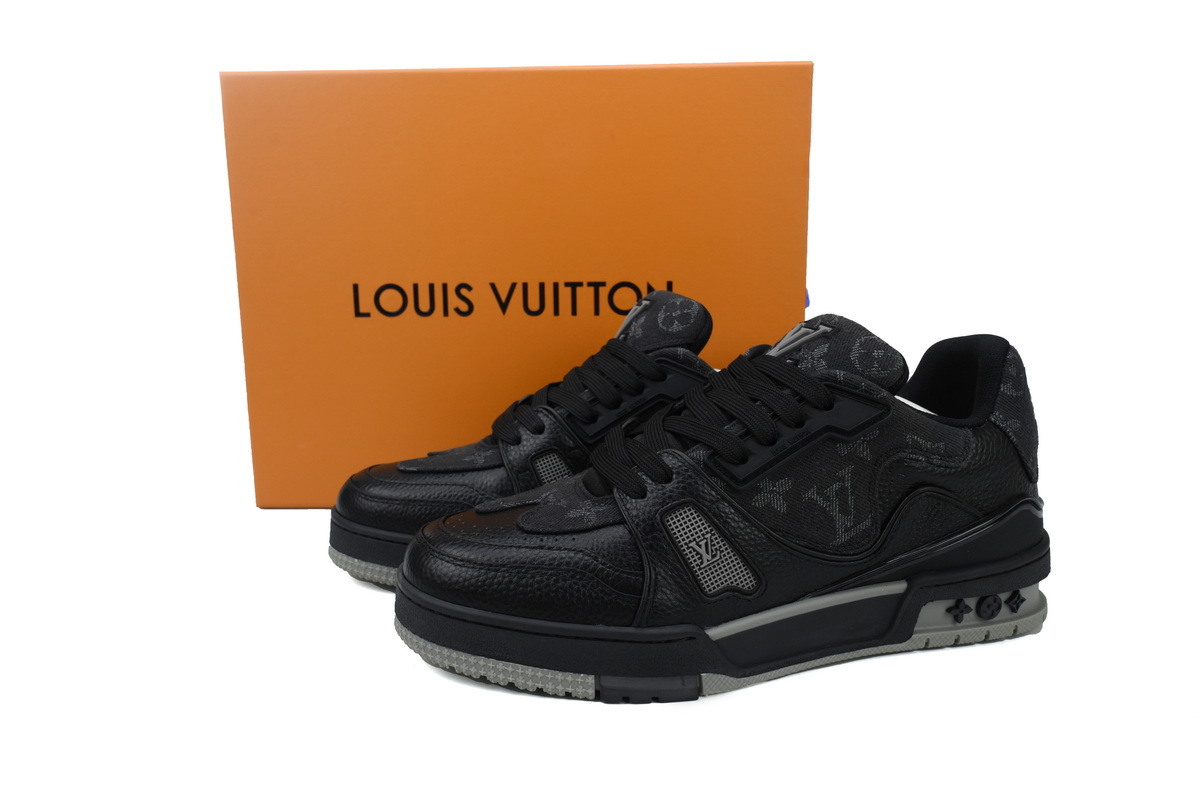 LV Nigo x Louis Vuitton Trainer Black 1A9IPX