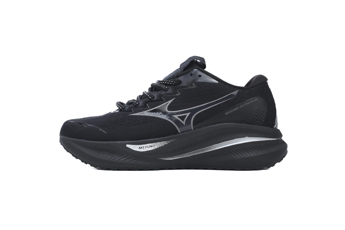 Mizuno Astro Plus 'Black' D1GH240101