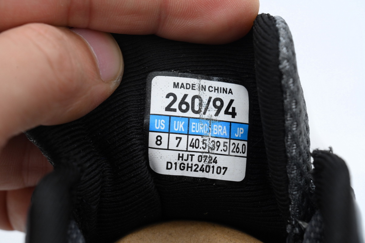 Mizuno Astro Plus 'Dark Gray Black' D1GH240107