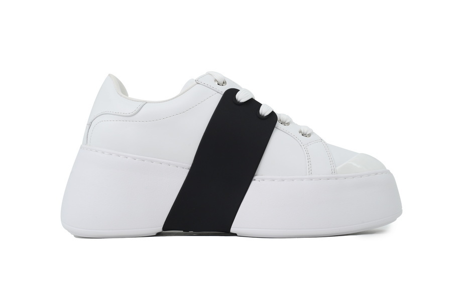 Roger Vivier White And Black Buttons RVW73729110LXQ9996