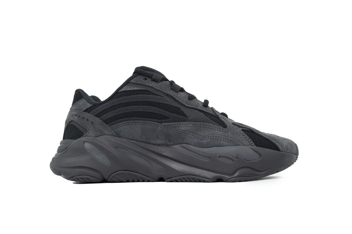 Adidas Yeezy Boost 700 V2 Vanta FU6684