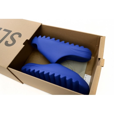 adidas Yeezy Slippers Slide Blue ID4133 02
