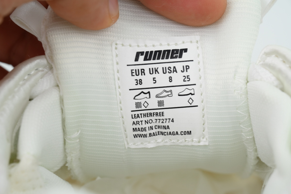 Balenciaga Runner Sneaker White 656065 W3RA1 9000