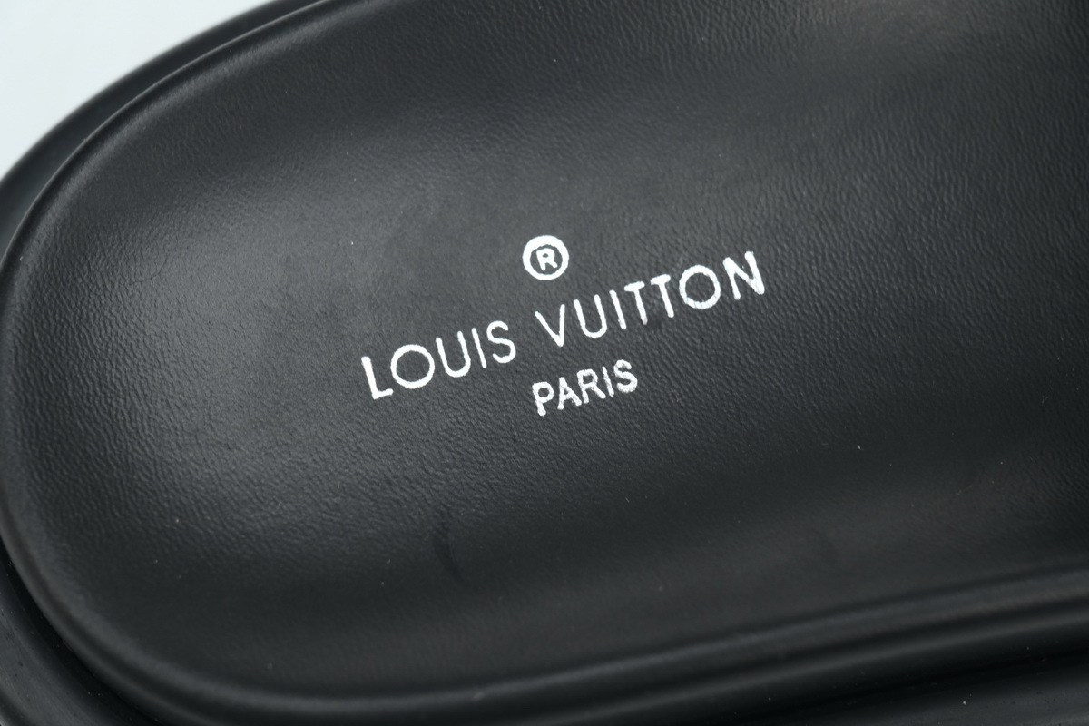 LOUIS VUITTON Pillow All Black Denim Slippers 1A9RZN