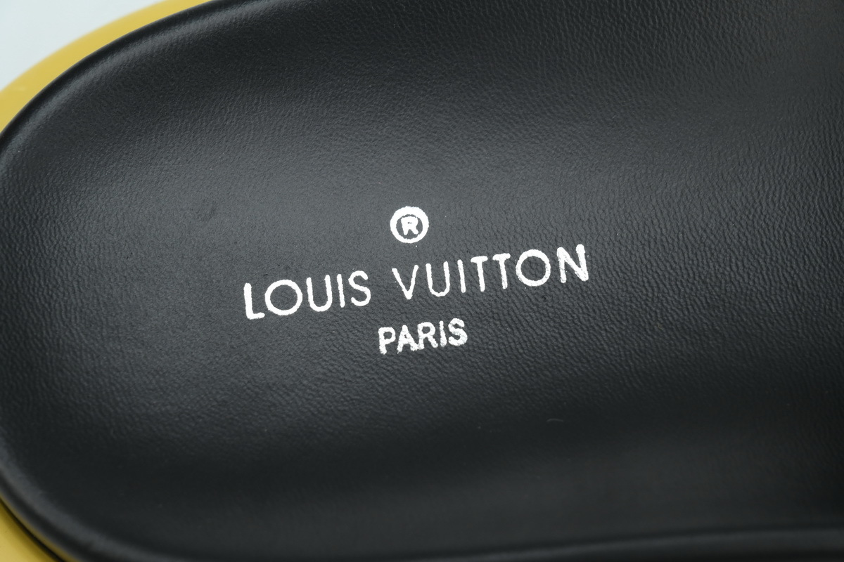 LOUIS VUITTON Pillow Noir Denim Slippers 1A9RZC