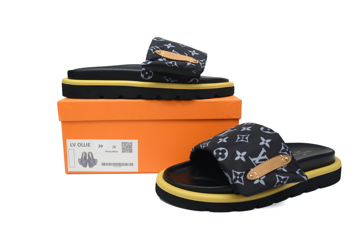 LOUIS VUITTON Pillow Black Denim Slippers 1A9RZR