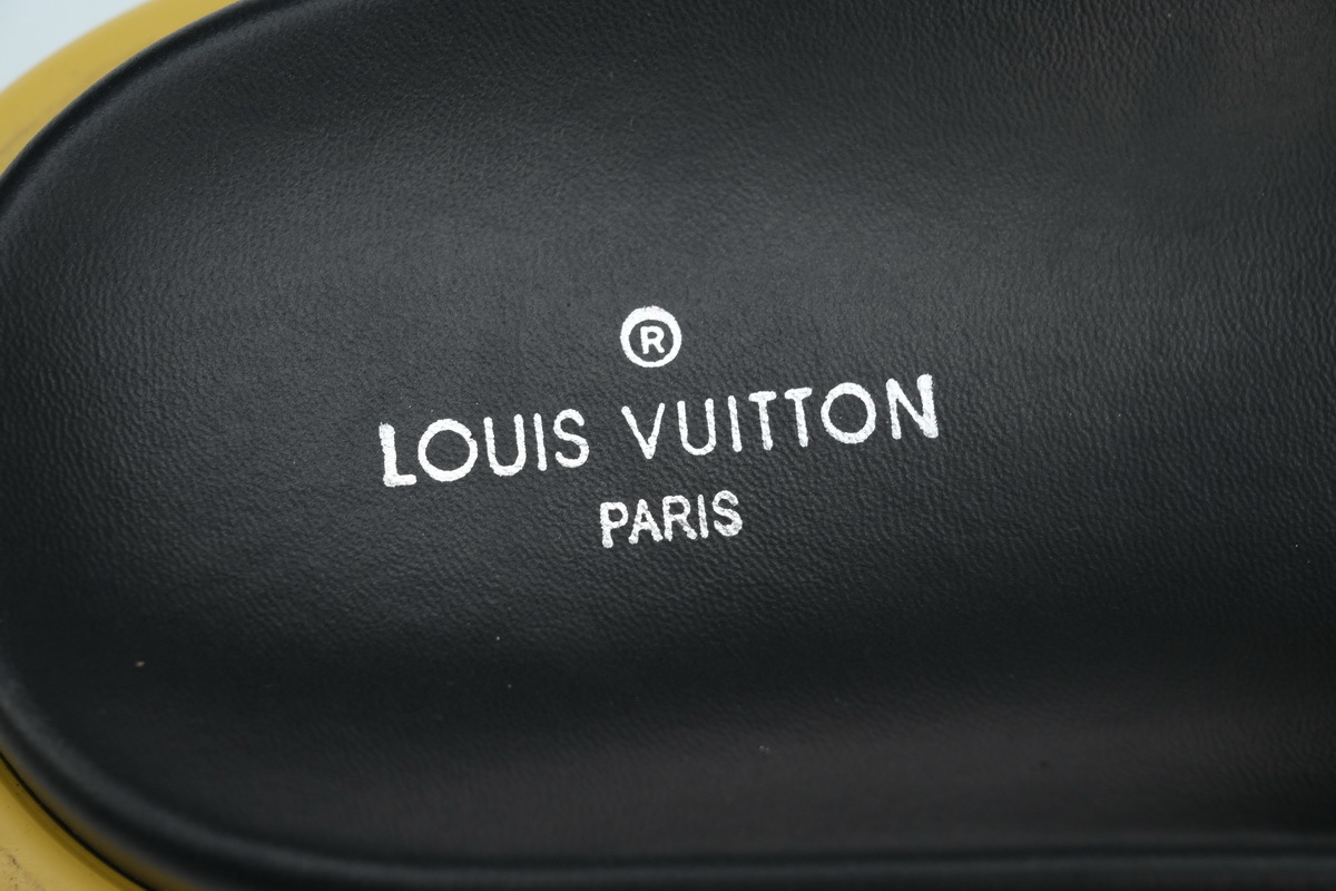 LOUIS VUITTON Pillow Green Denim Slippers 1A9S1