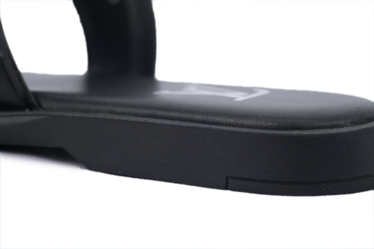 Louis Vuitton Slippers Oasis Black Monogram 1ACRPL