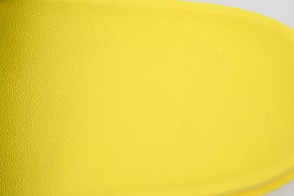 Nike Kobe Bryant x Offcourt Slide Black Yellow Slippers IF2870-700