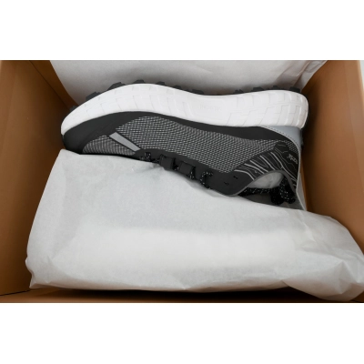 Norda 001A G+ Black 02