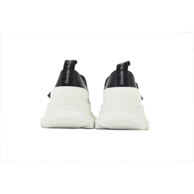 Alexander McQueen Black buckle 02