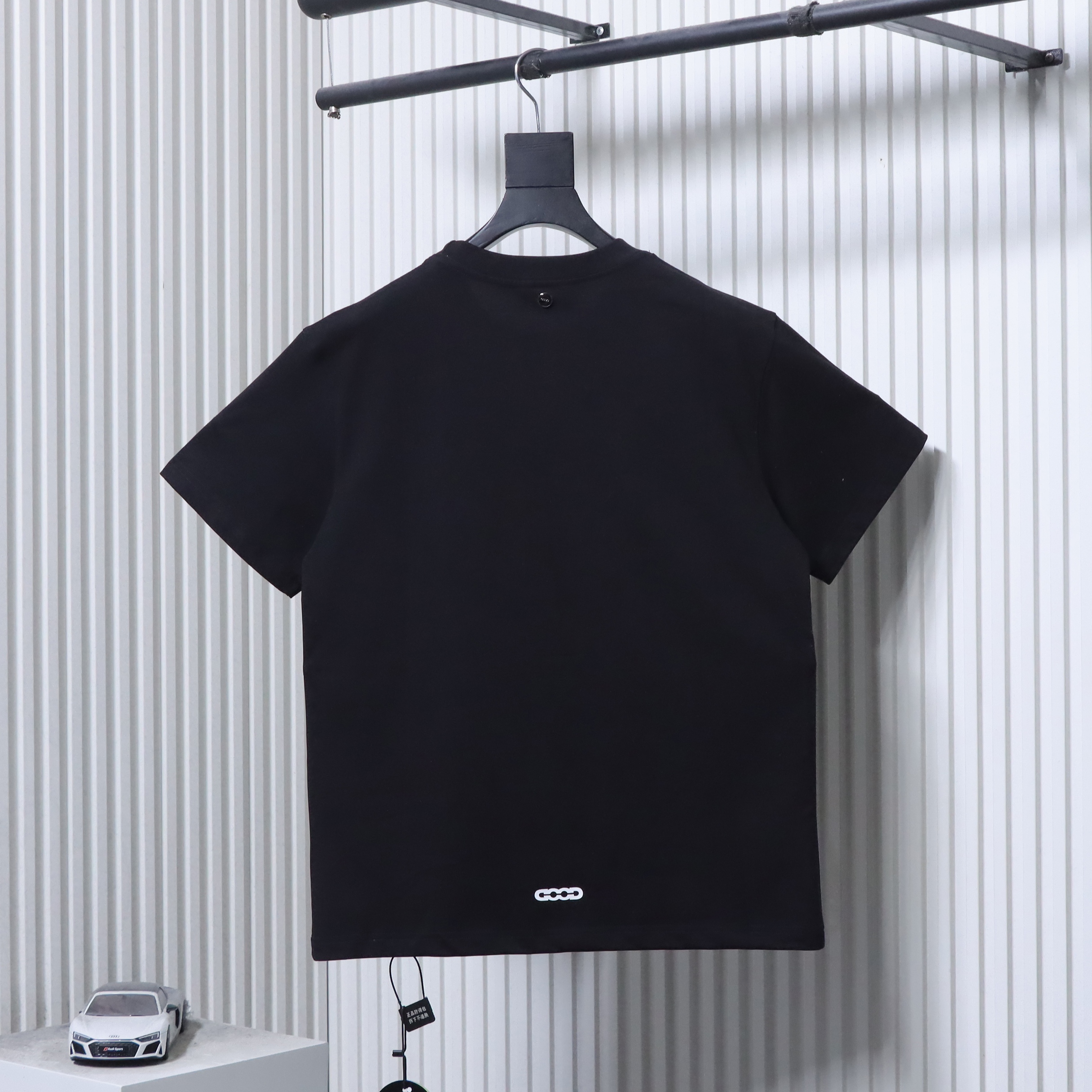 GOODBRAND Bionic Pearl Print Logo Short Sleeve T-Shirt