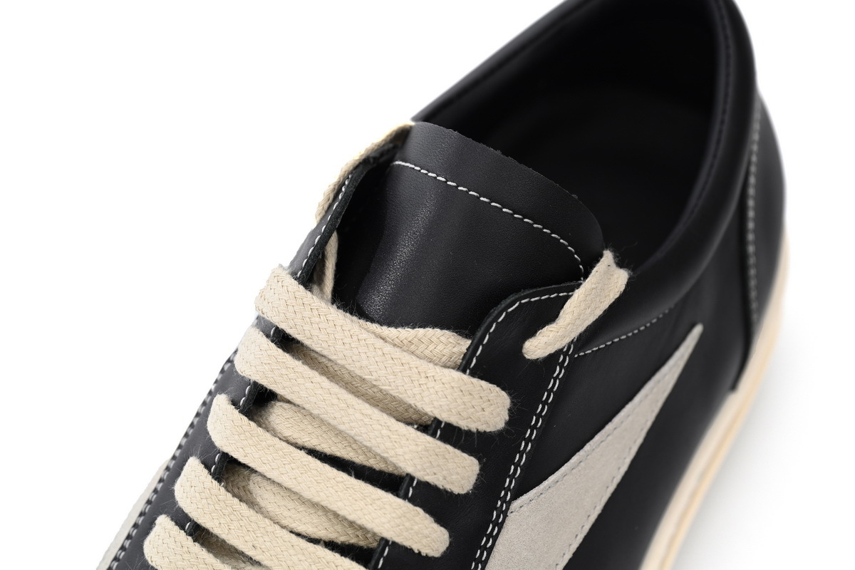 Rick Owens Vintage Low Sneaker in Calf Leather Black white RU01C4897-LPO-911