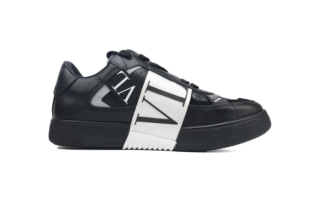 Valentino Garavani VL7N Low Sneakers Black YS0C58WRQ0NO