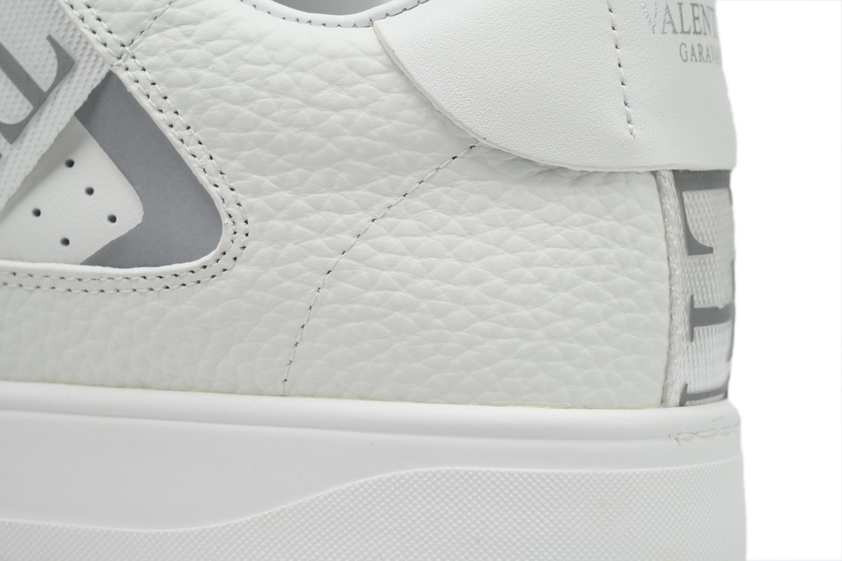 Valentino Garavani VL7N Low Sneakers White Red UY2S0C58WRQEY6