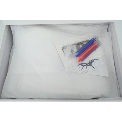 xVESSEL Milky White 02