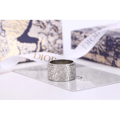 Dior Wedding rings 02