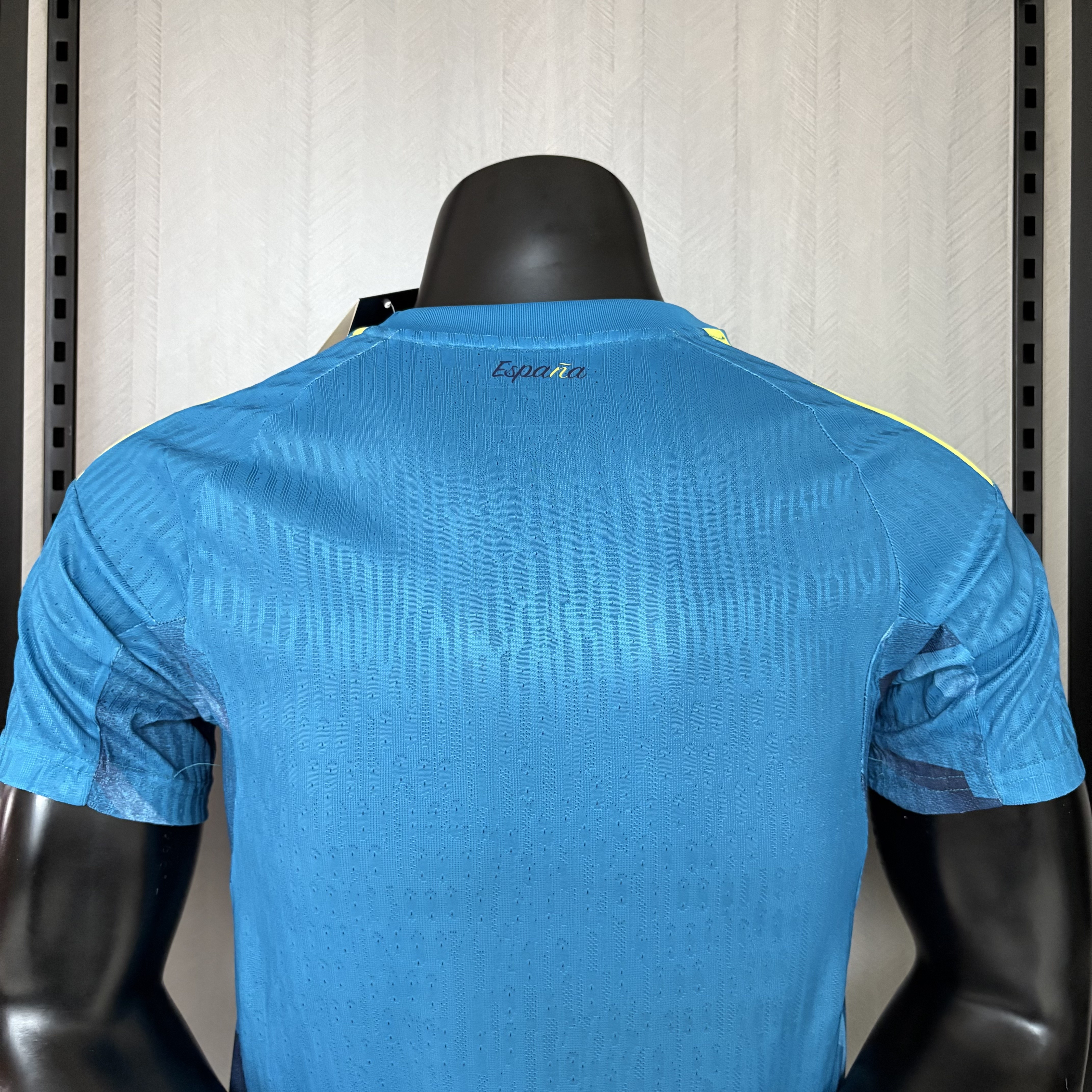 Player version 2026 Spain training uniform, Jersey