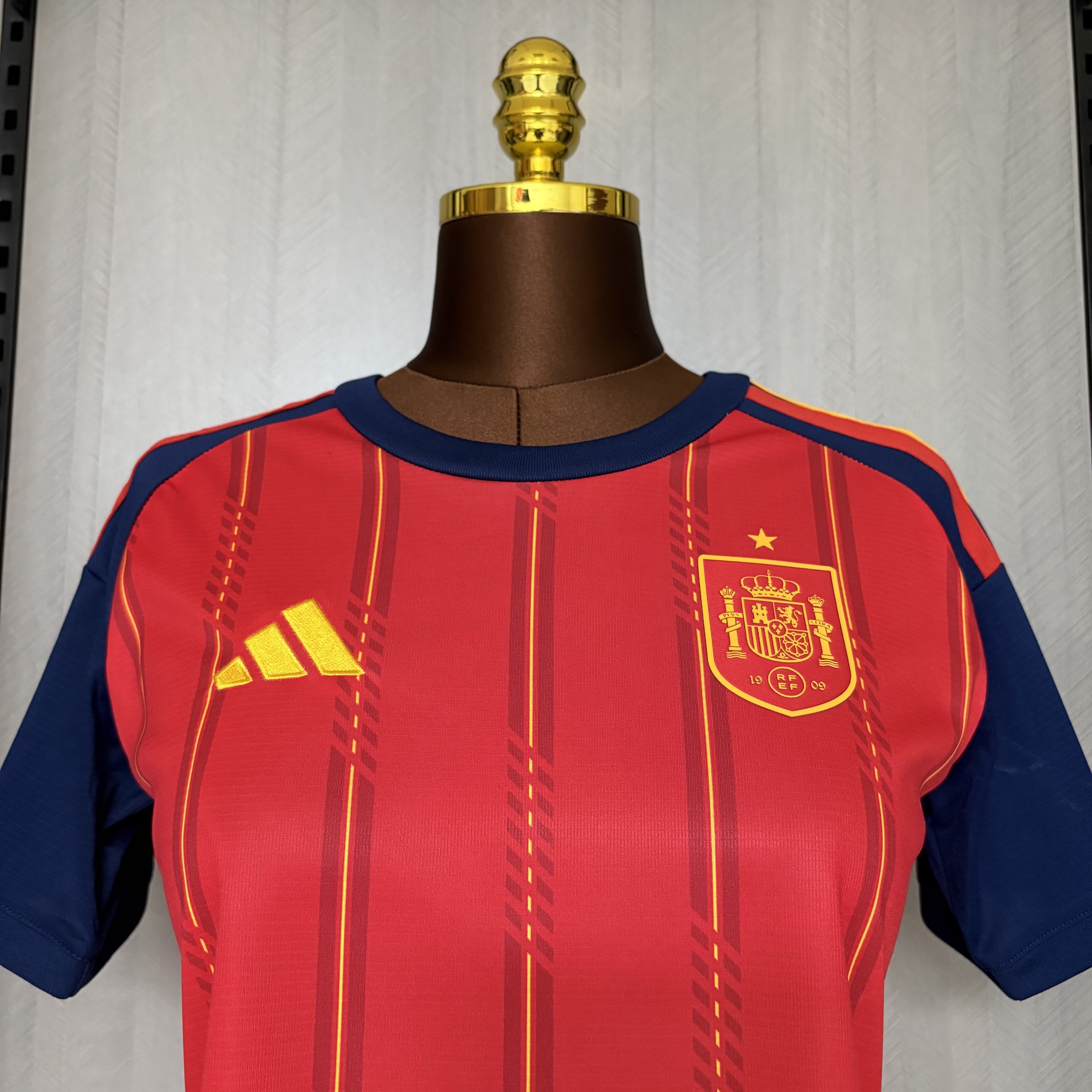 Short Women's 2026 Spain Home Jersey