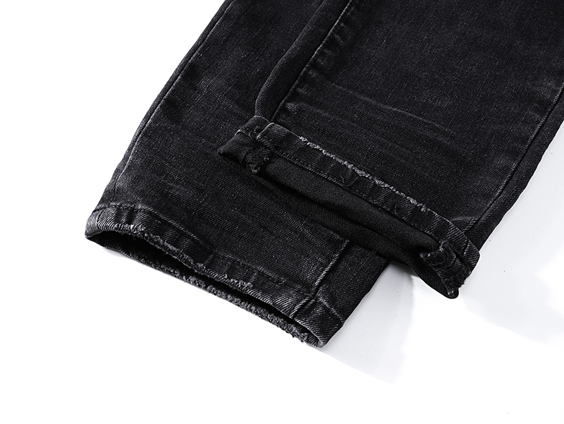 AMIRI AM325 Denim Jeans
