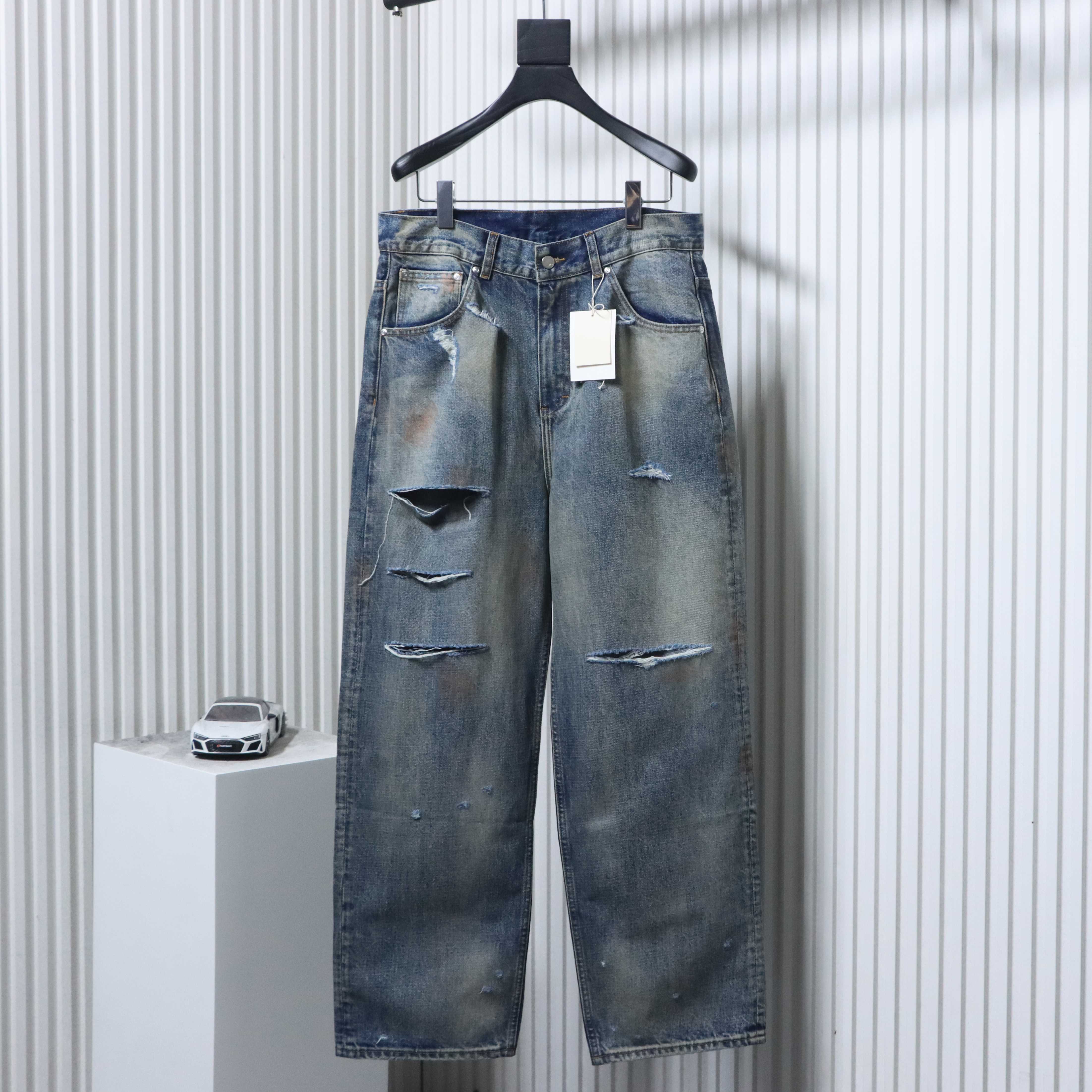 ANCELLM 25SS Heavy Washed Distressed Denim Jeans