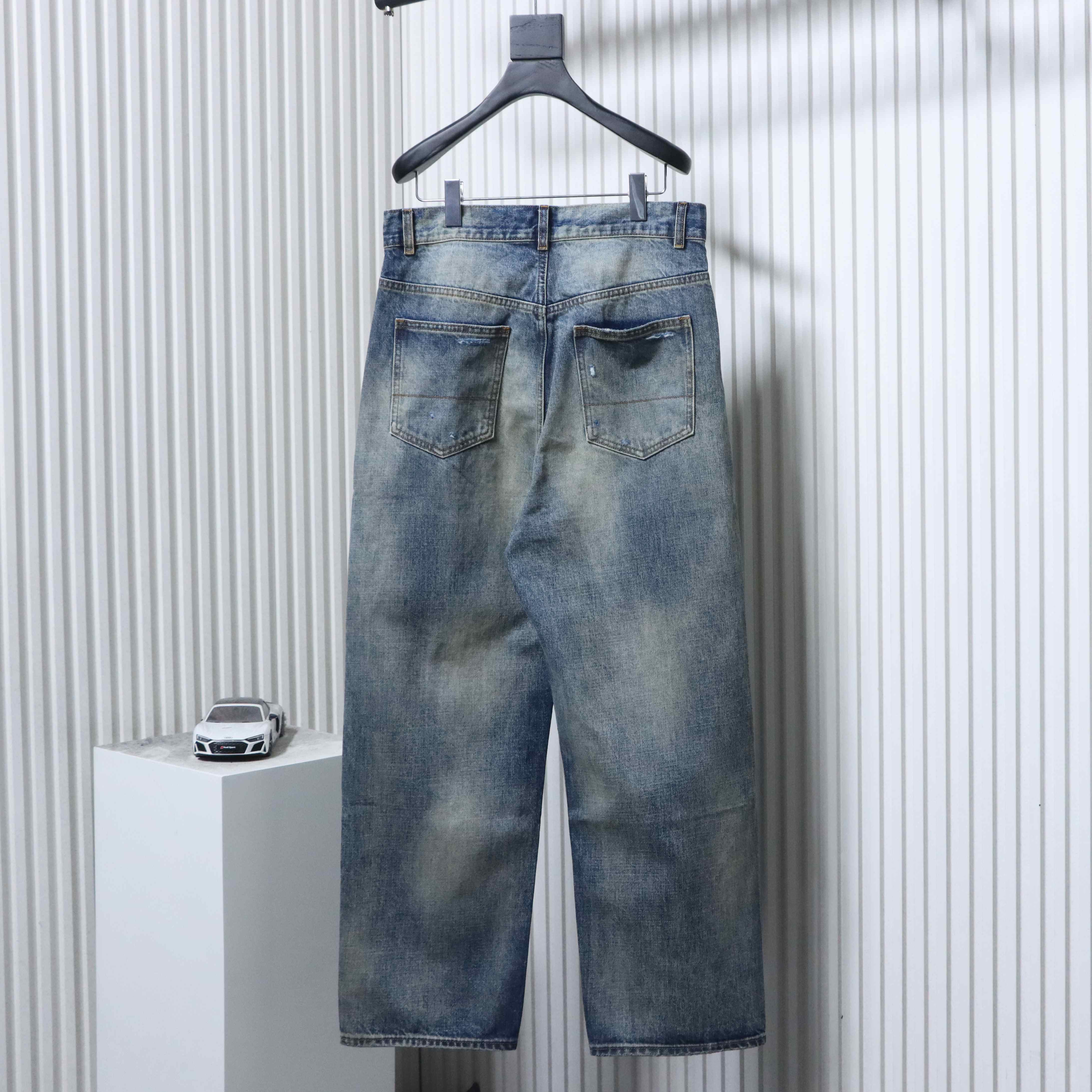 ANCELLM 25SS Heavy Washed Distressed Denim Jeans