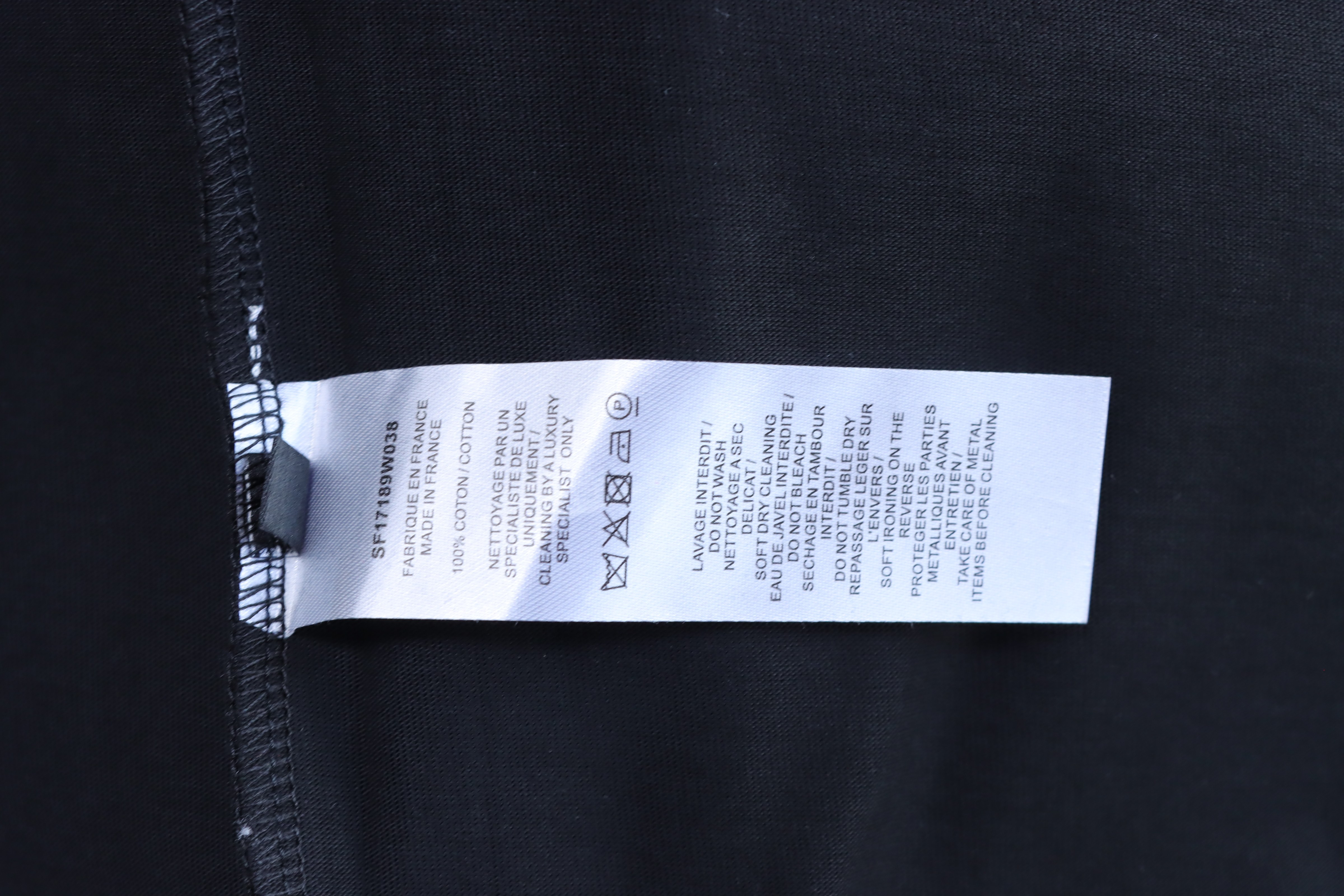 Balmain 26SS Minimal Rubberized Small Logo Short Black Sleeve T-Shirt