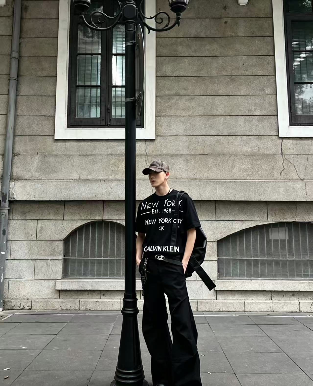 Calvin Klein CK Letter Graffiti Logo Short Sleeve Black T-Shirt