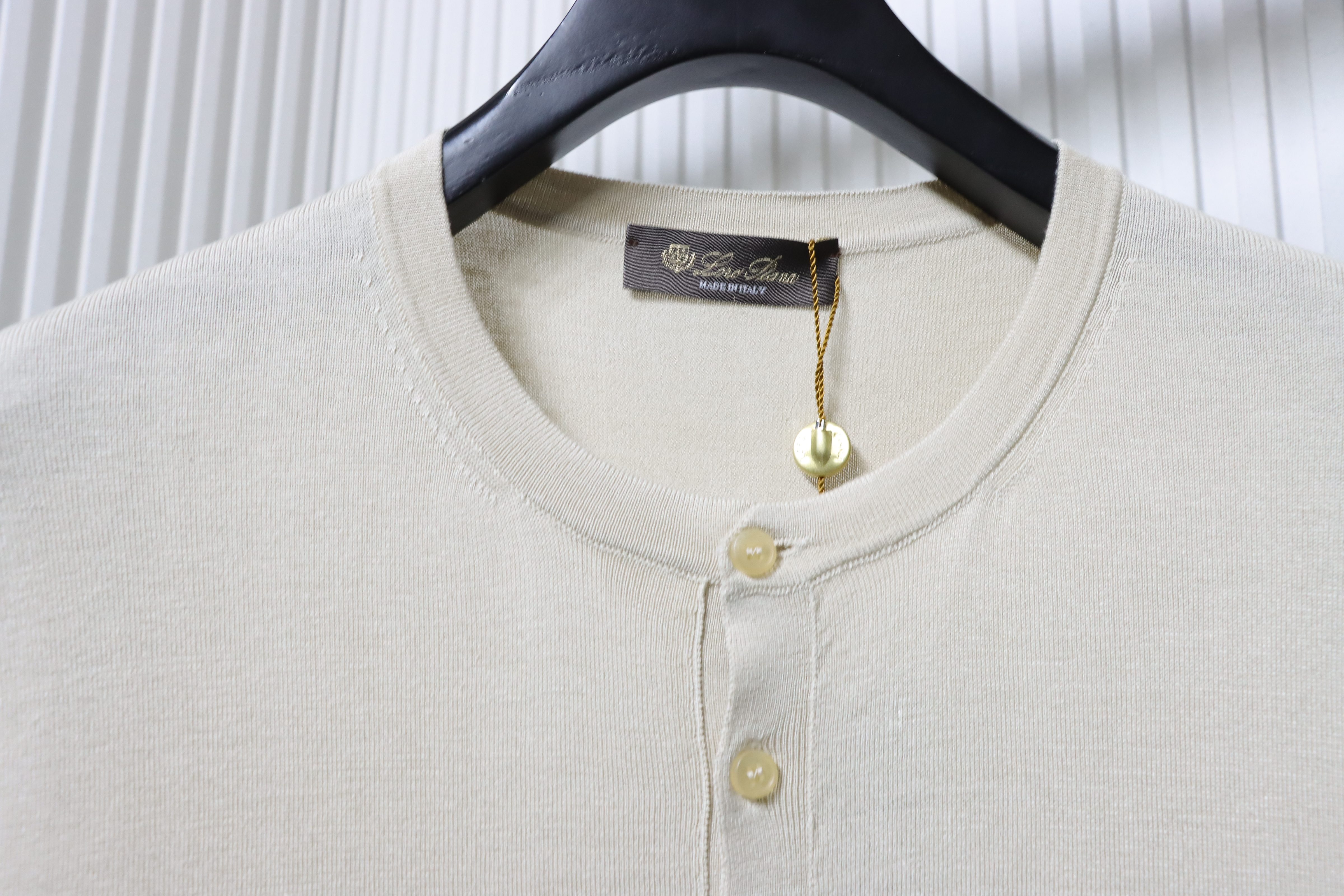 Loro Piana LP 25SS Henley Collar Short Sleeve T-Shirt