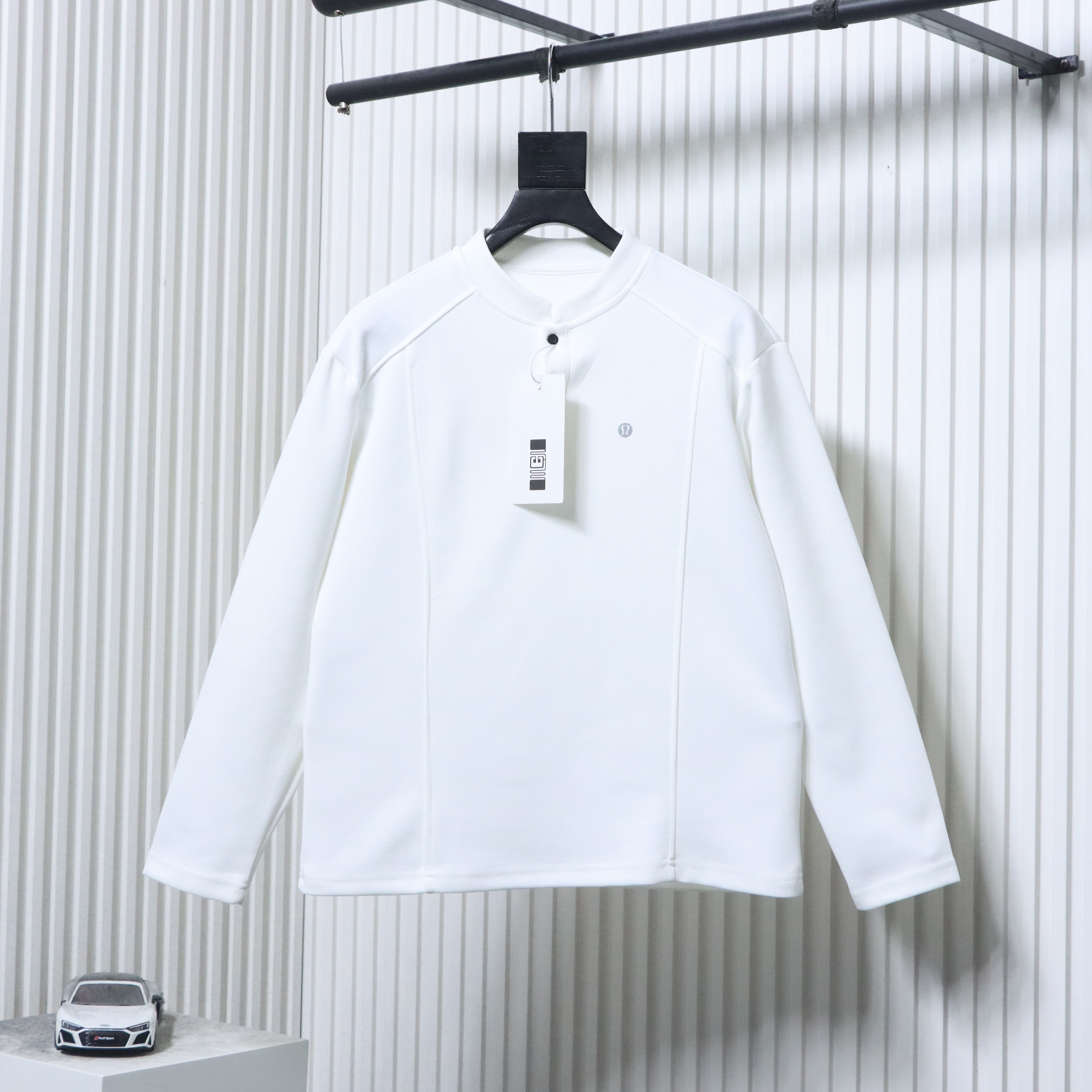 Lululemon Breathable Long Sleeve T-Shirt