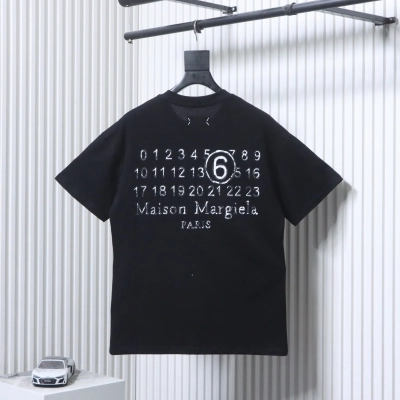 Maison Margiela Back Number Shadow Print Short Sleeve T-Shirt 01
