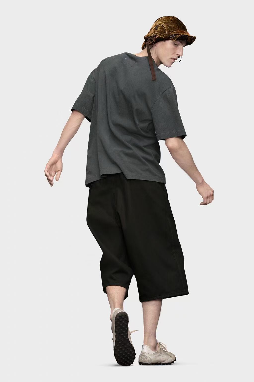 Maison Margiela M6 Embroidered Number Logo Short Sleeve T-Shirt