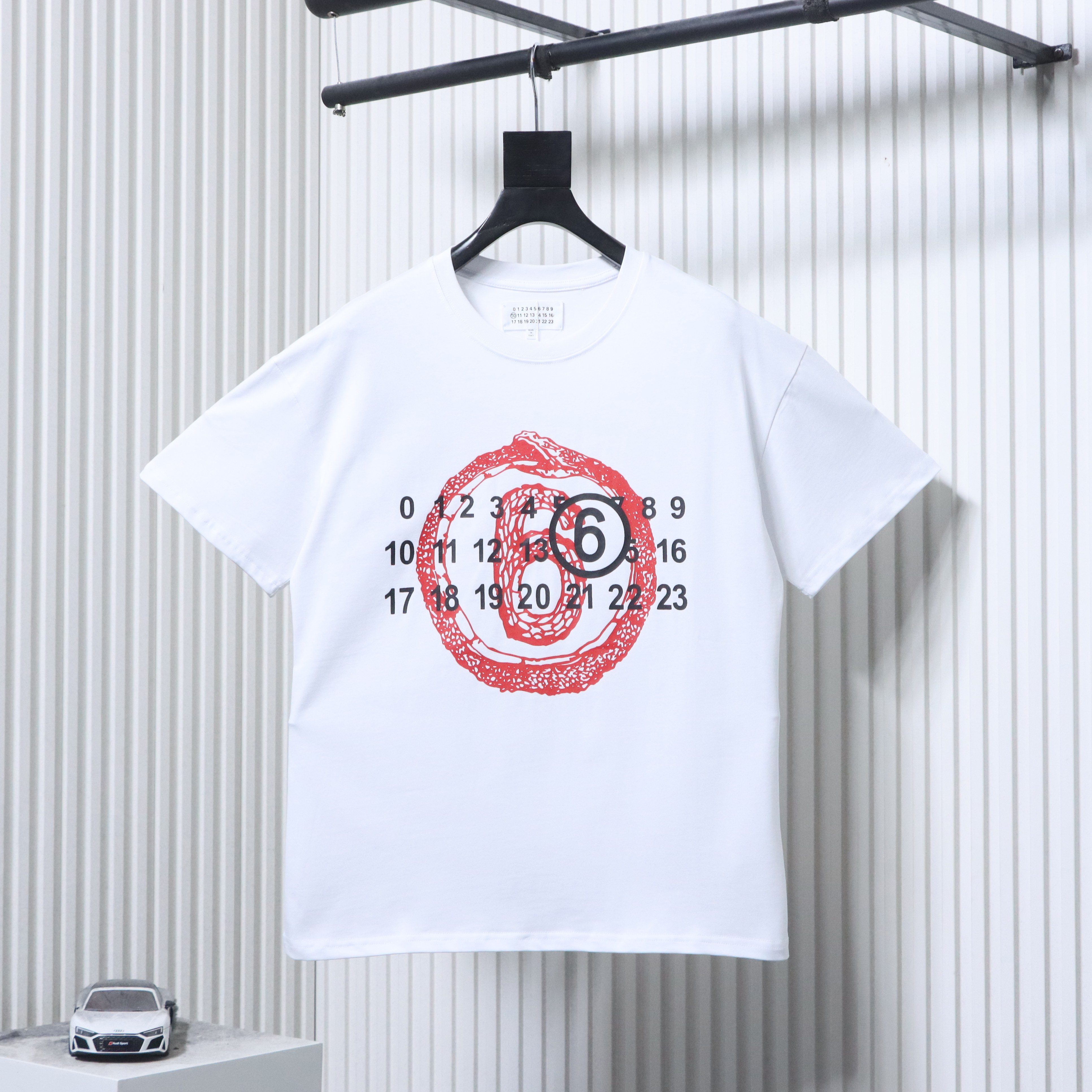 Maison Margiela Snake Limited Number Print Short White Sleeve T-Shirt