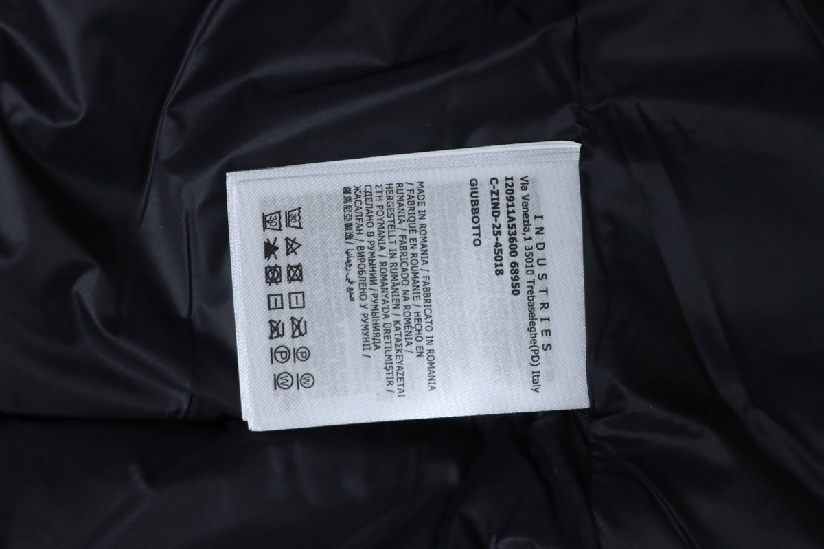 Moncler Micro Logo Patch Zip Stand Collar Black Down Jacket