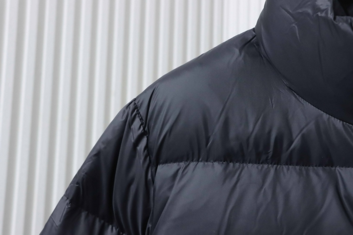 Moncler Micro Logo Patch Zip Stand Collar Black Down Jacket
